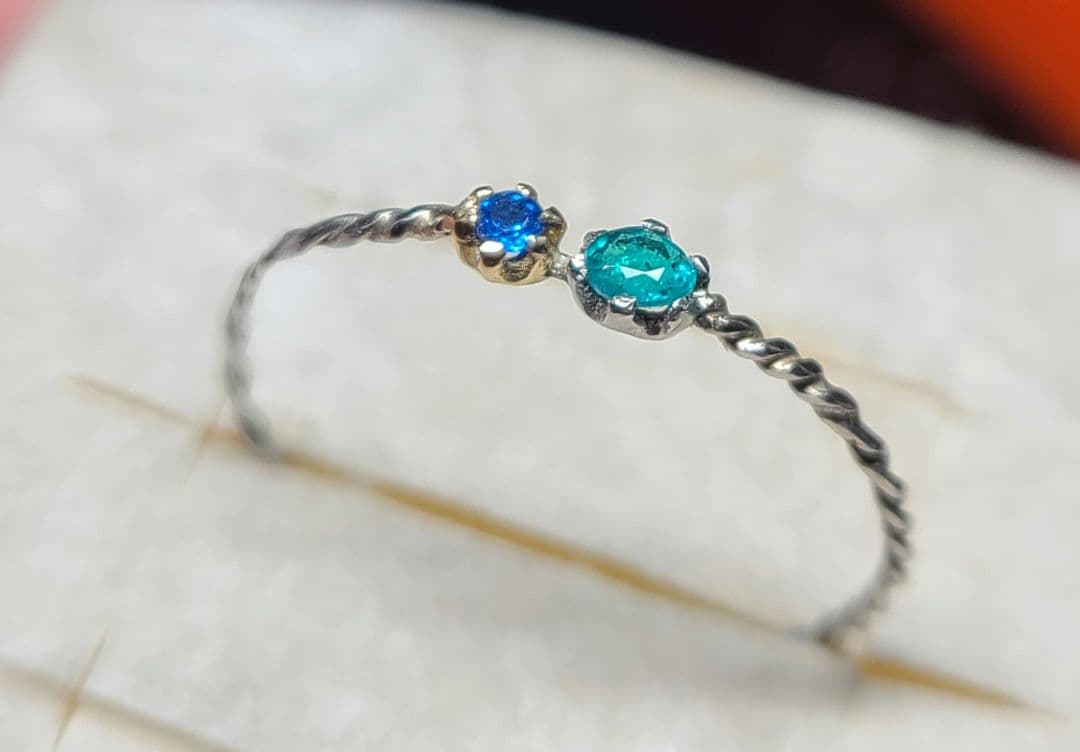 力のあるネオンブルーの共演★バターリャパライバトルマリン&アウイナイトリング★