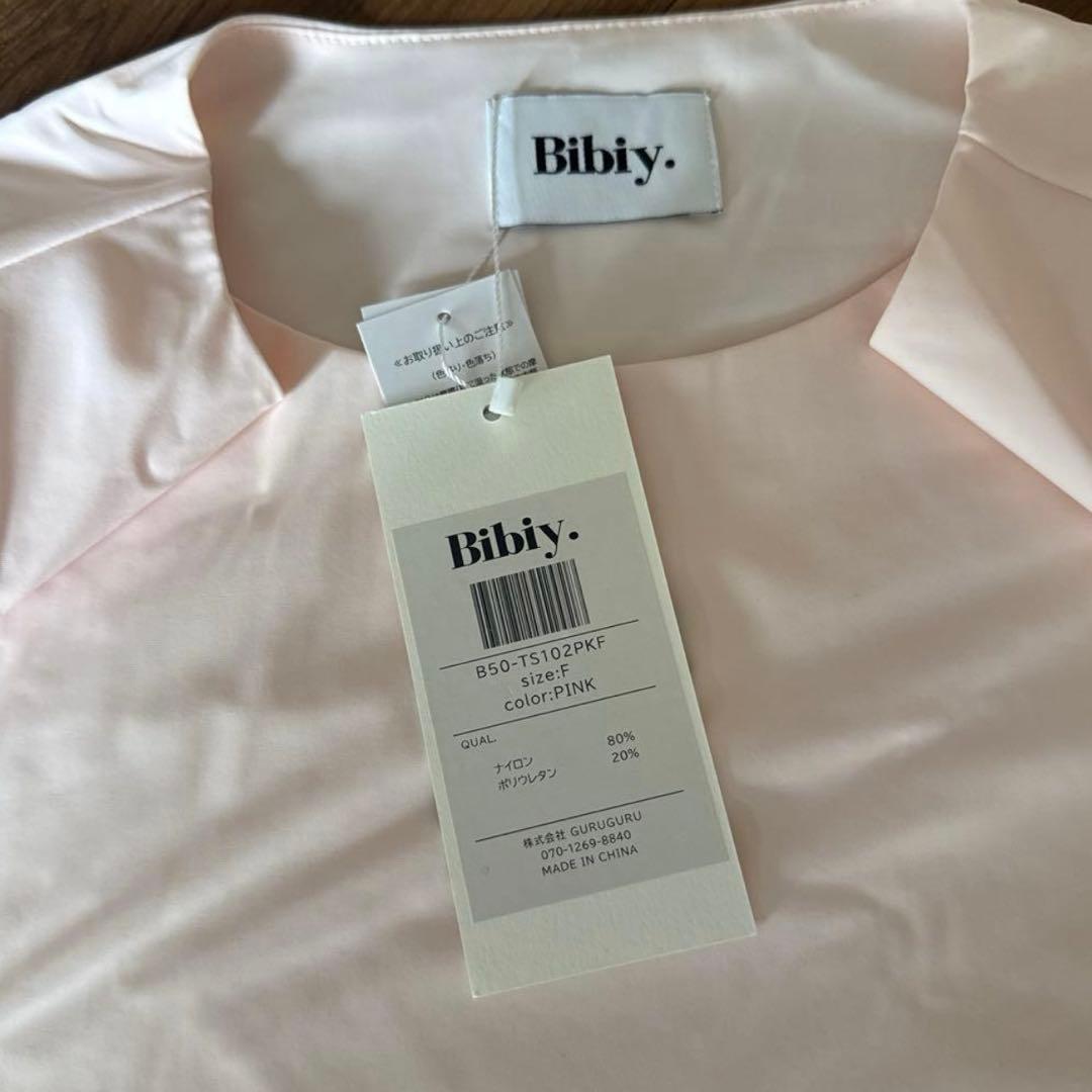 【新品】BIBIY. FITTED TEE 新品　ピンク