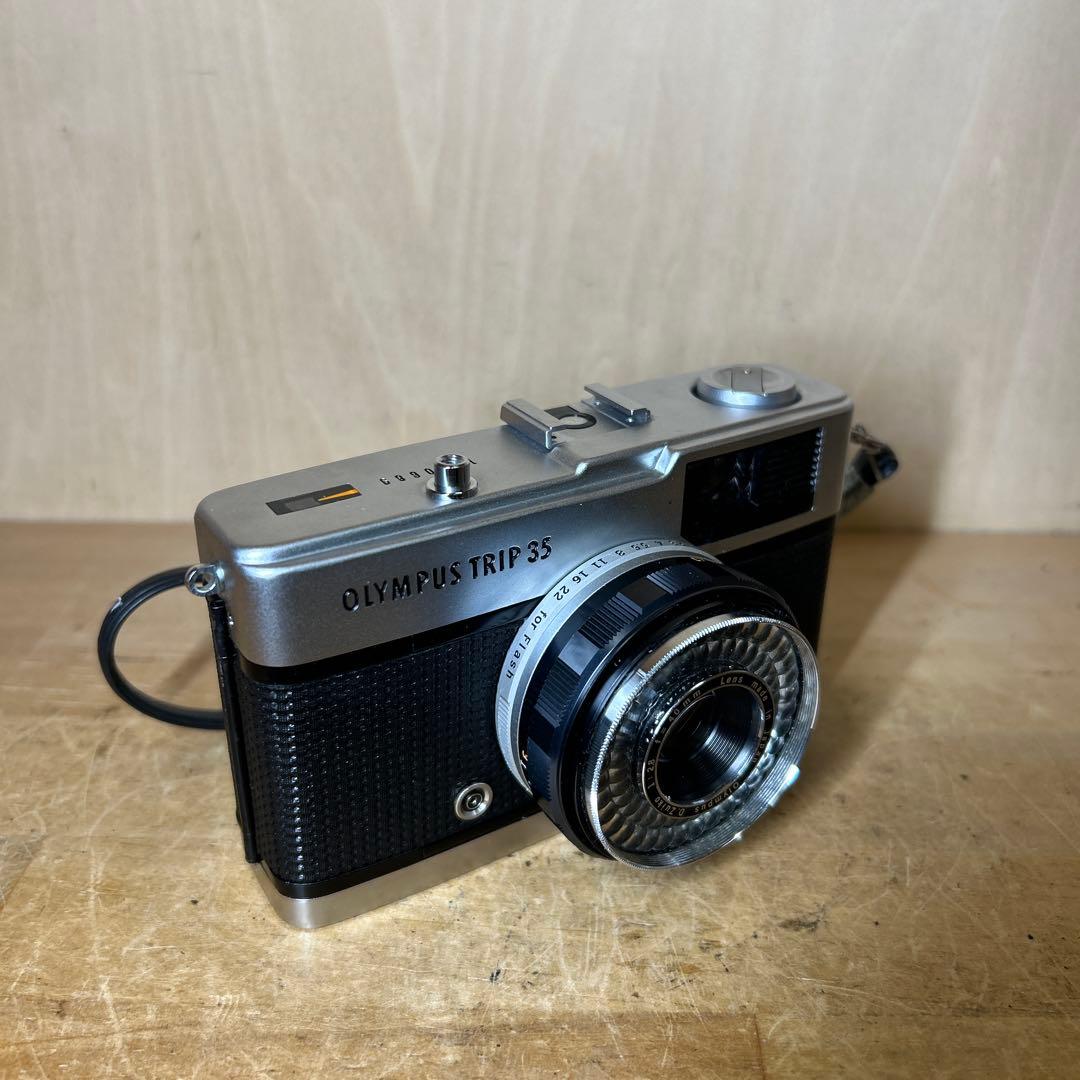 Olympus TRIP 35 人気カメラ　赤ベロ作動　完動極美品