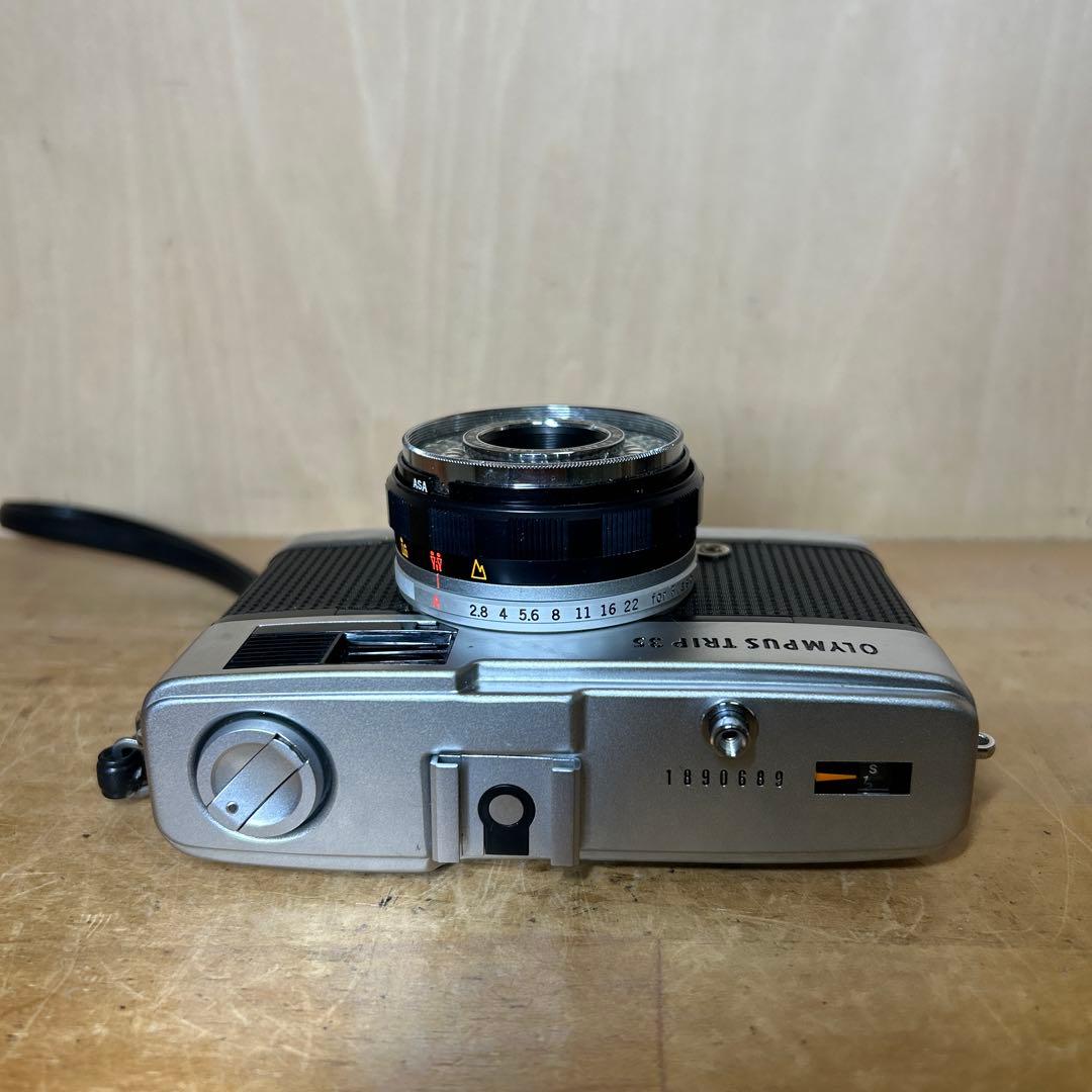 Olympus TRIP 35 人気カメラ　赤ベロ作動　完動極美品