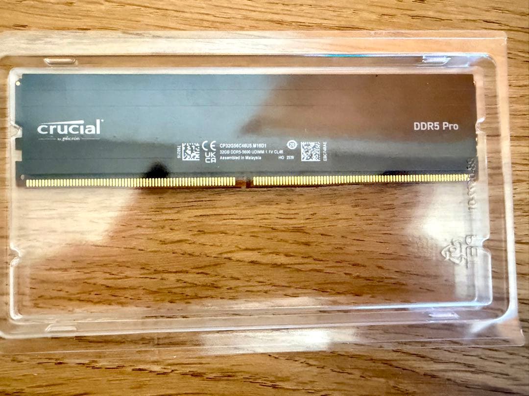 未使用 Crucial PRO DDR5 メモリー　32GB