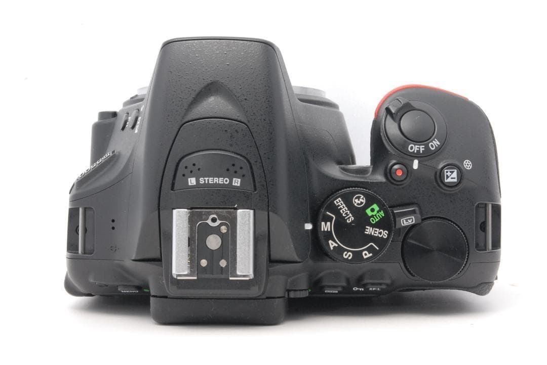 カメラバックなし価格♪ Nikon D5500 WiFi搭載 タッチパネル