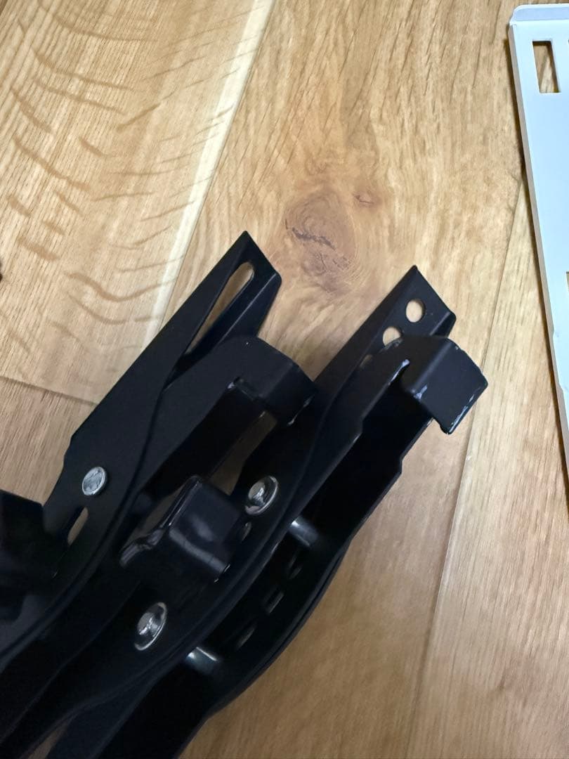 【テレビ壁掛金具】TVセッター壁美人Sサイズ　プレート、ホッチキス付き