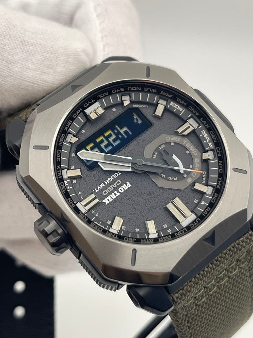 極美品 PROTREK PRW-6900YB-3JF カーキ 黒 プロトレック