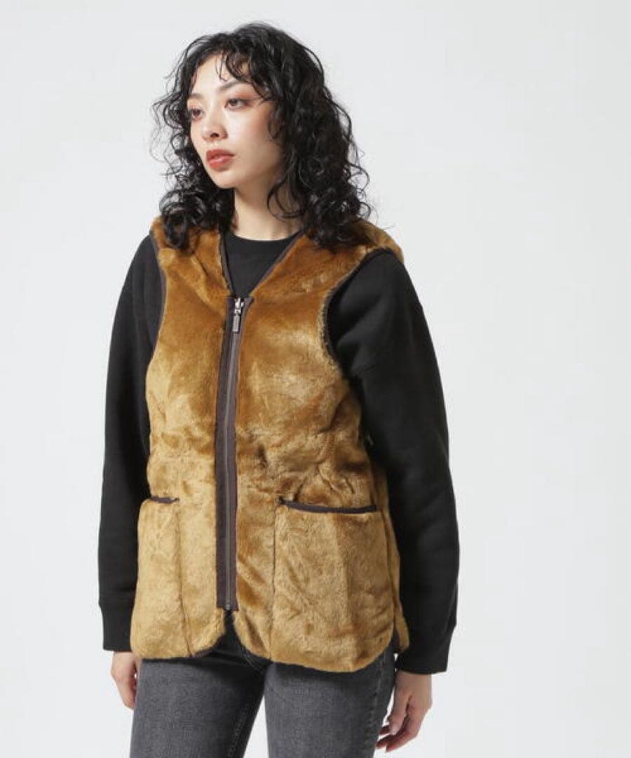 BARBOUR/フロントジップ ファー ライナー ベスト（スリム フィット）