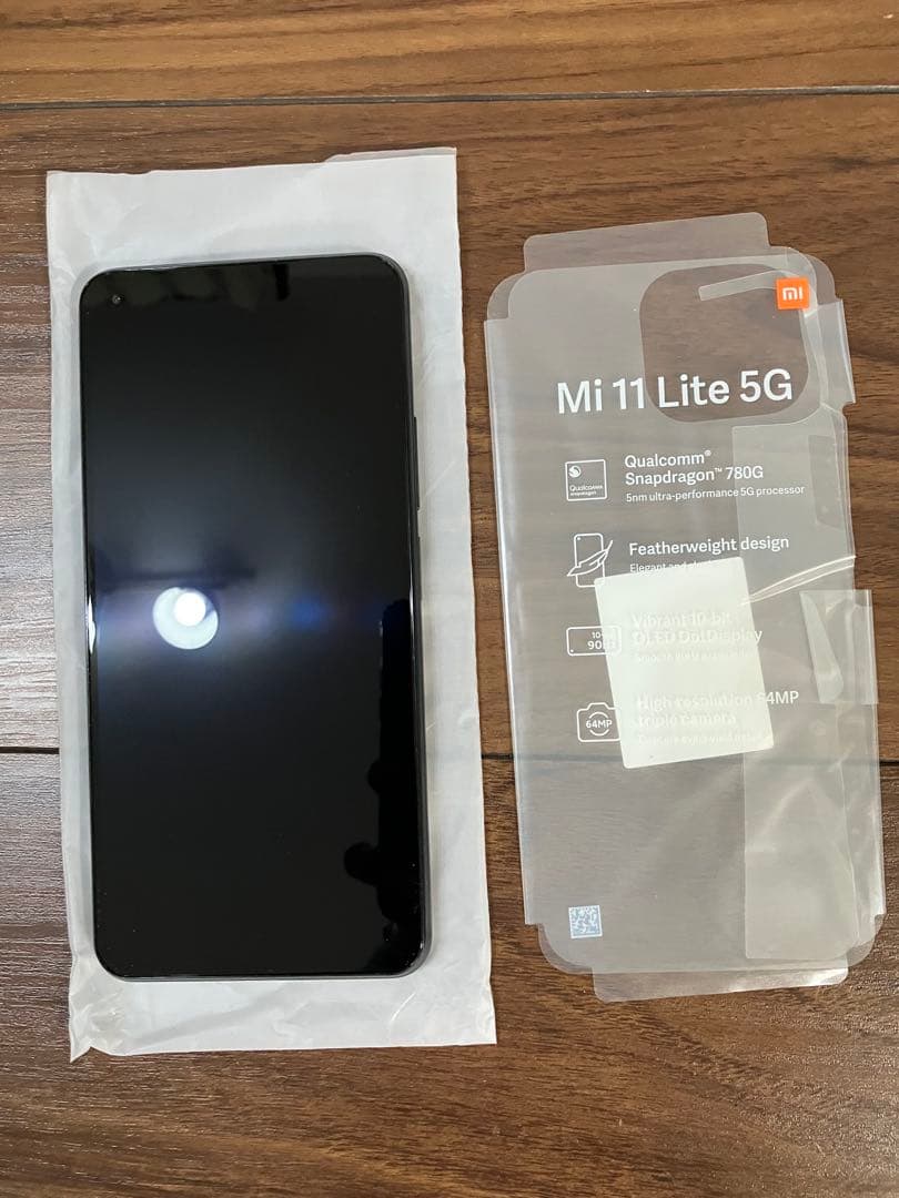 Xiaomi Mi 11 Lite 5G　トリュフブラック