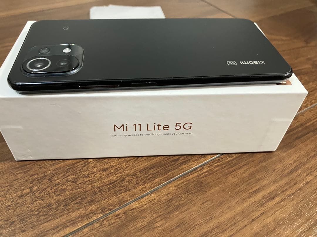 Xiaomi Mi 11 Lite 5G　トリュフブラック