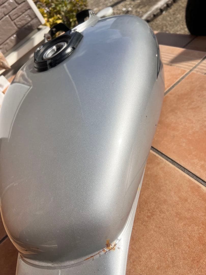 Honda マグナ250 タンク
