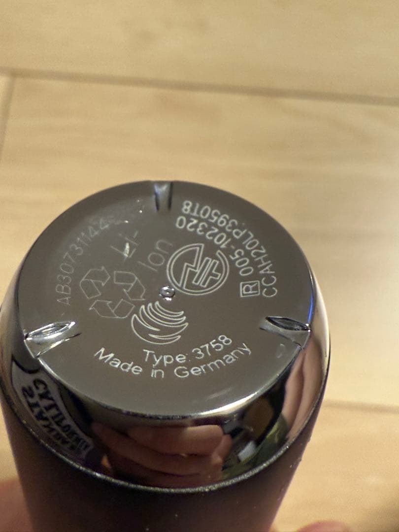 じ*ー様 ブラウン オーラルB iO9 ブラックオニキス電動歯ブラシ iOM92