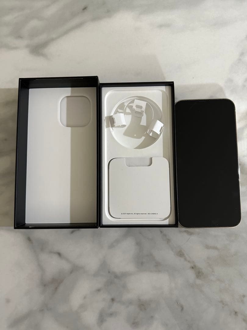 【美品】Apple iPhone 13 Pro シルバー SIMフリー　箱あり