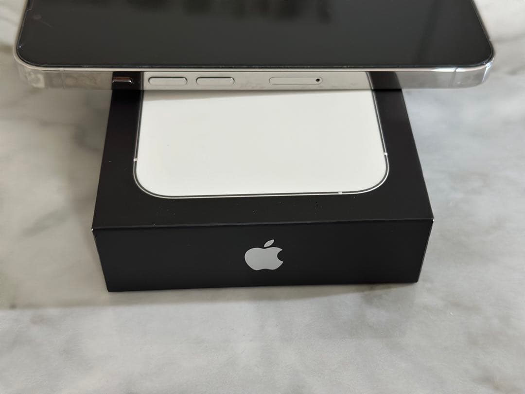 【美品】Apple iPhone 13 Pro シルバー SIMフリー　箱あり