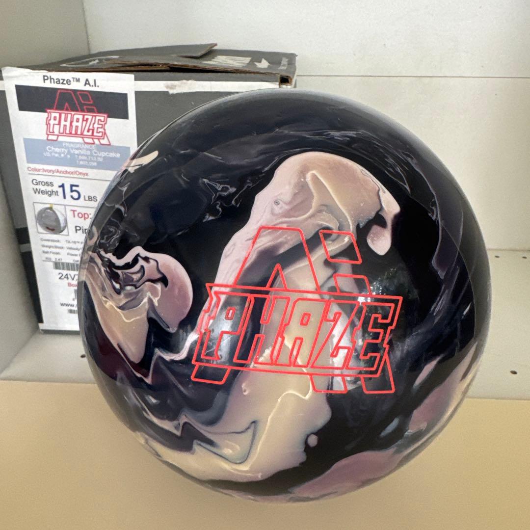 Storm Phaze A.I. ボウリングボール 15 lbs