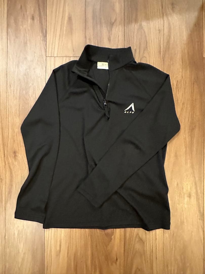 1017 alyx 9smハーフジップスウェットシャツ　23aw