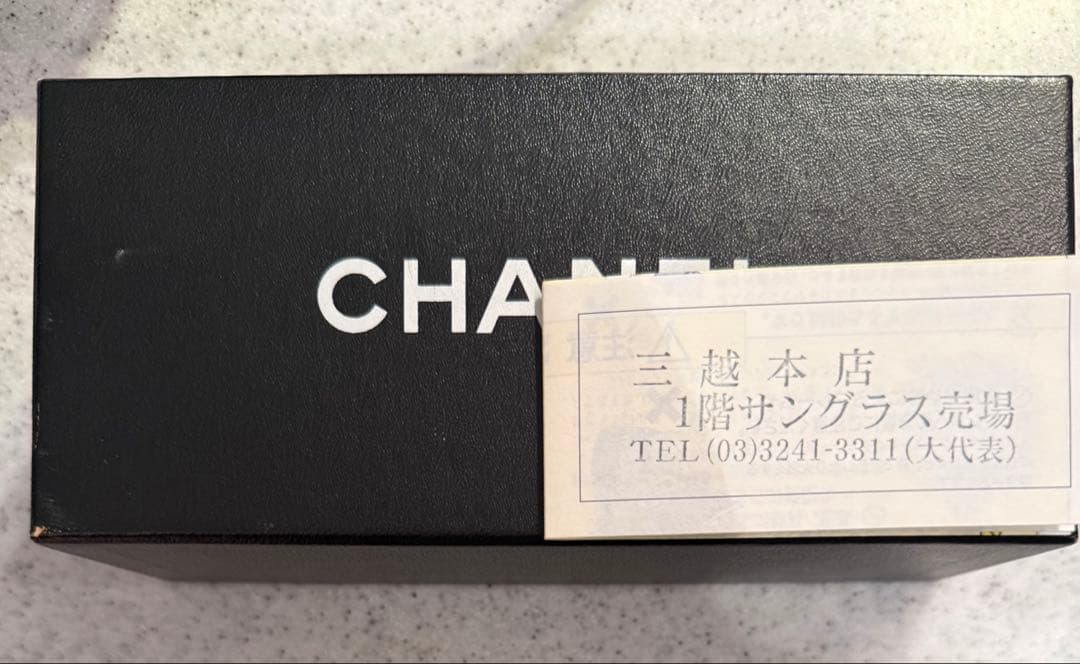 CHANELラウンド型サングラス