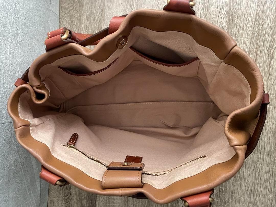 土屋鞄　ハーネステザートート　A4 キャメル