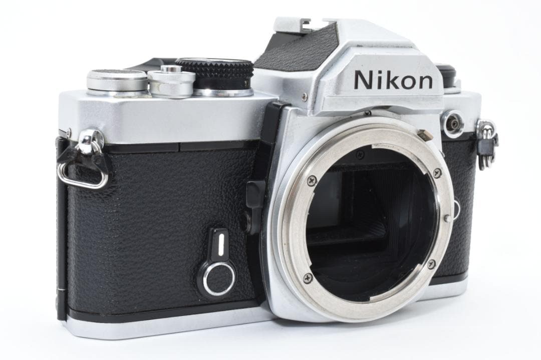 美品 NIKON FM シルバー フィルムカメラ　モルト新品交換済 H025