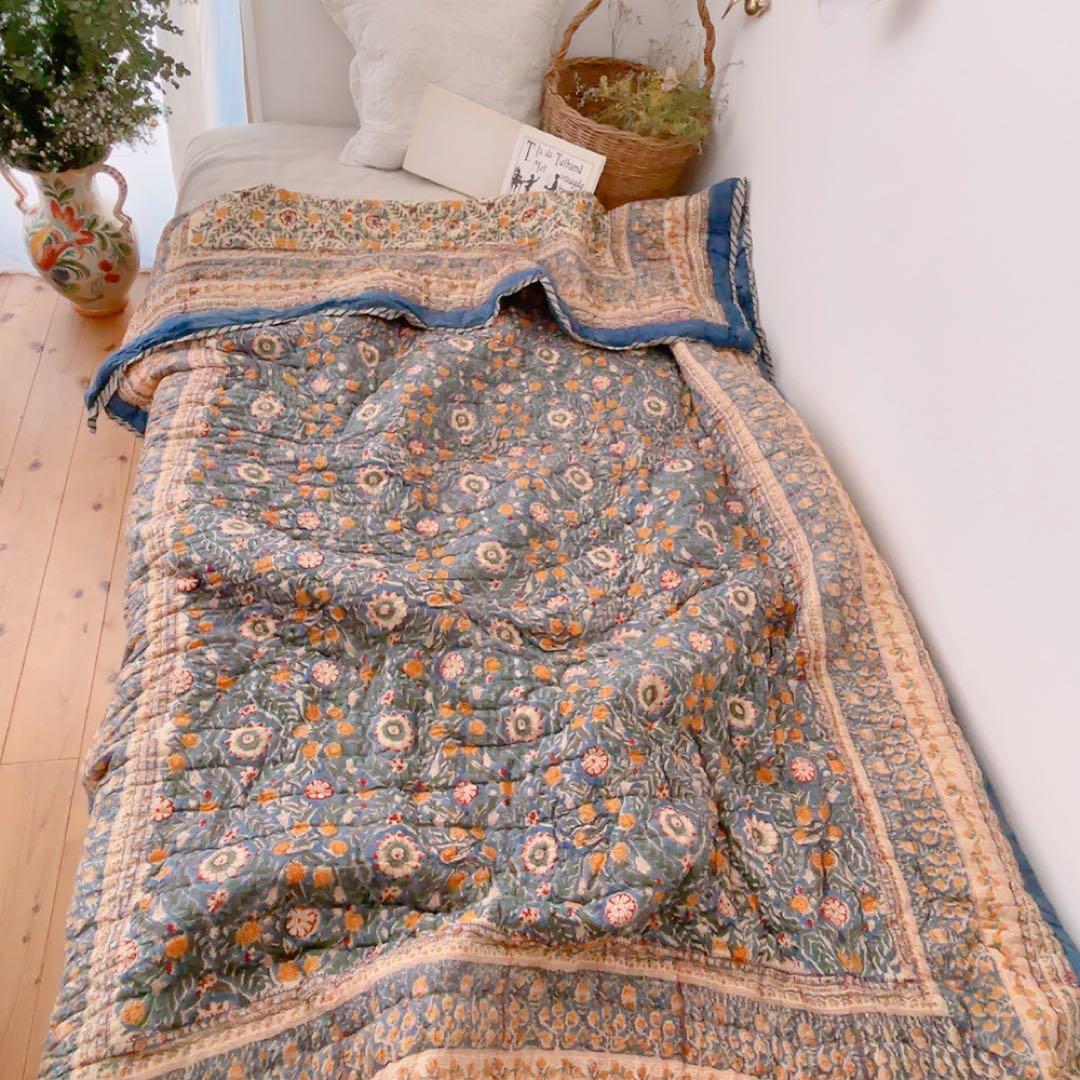 ブロックプリントキルト　インドの布団　ソファーカバー　ベッドカバー　キルト