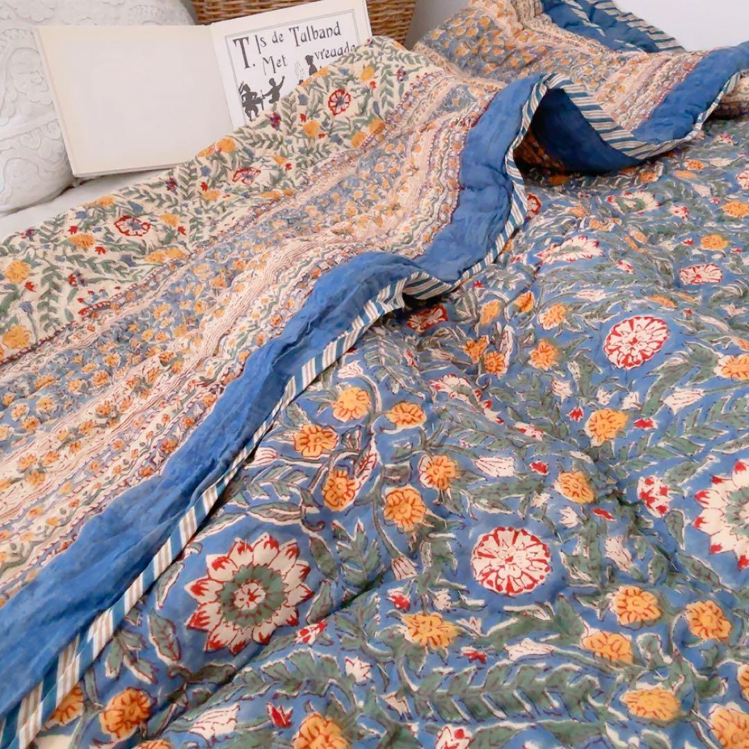 ブロックプリントキルト　インドの布団　ソファーカバー　ベッドカバー　キルト