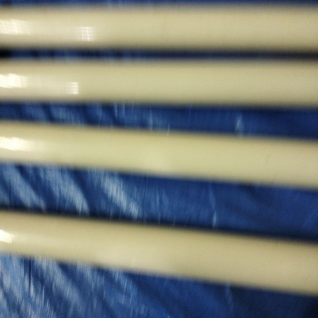 Takadaマッサージベッド施術・エステベッド（脚４本外し同梱・脚本体に錆有り）