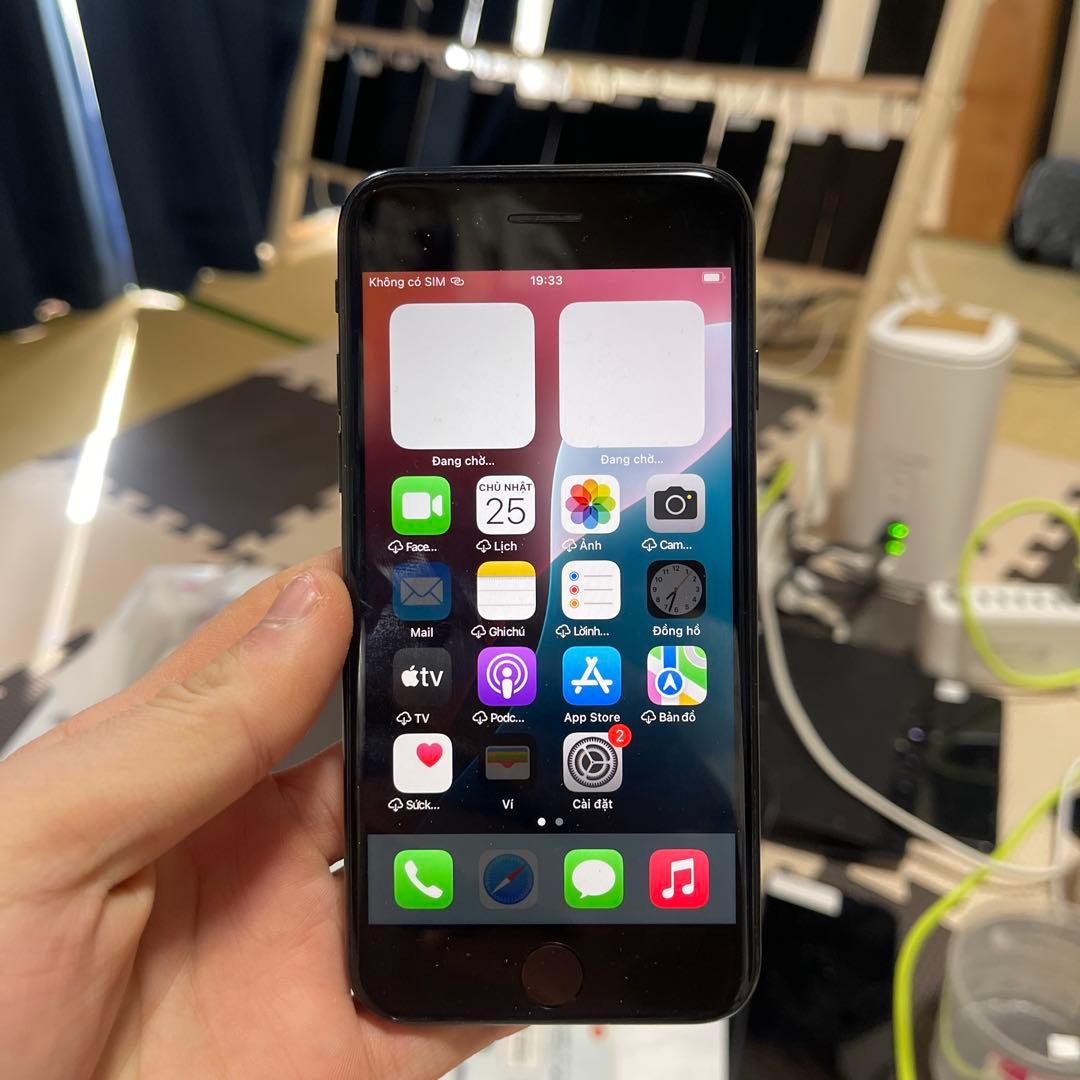 Apple iPhone SE (第3世代) ブラック