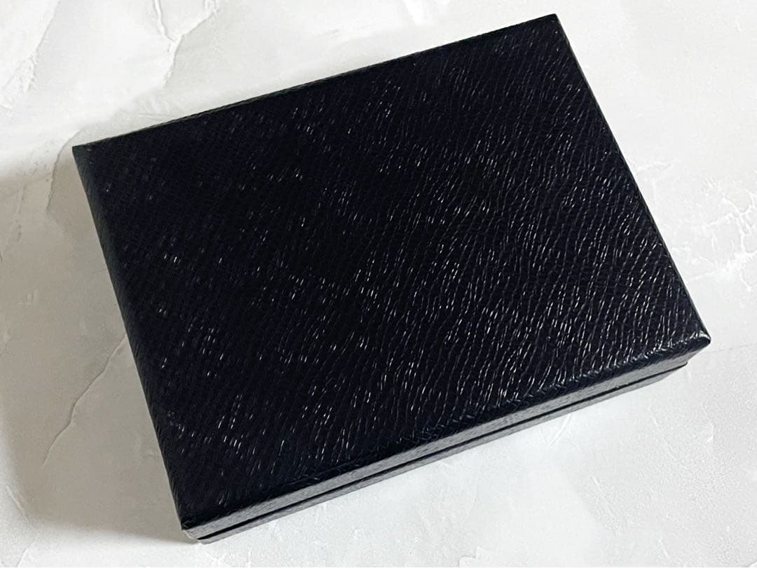 【極美品・完品】PRADA サフィアーノ 6連キーケース ギャランティカード付