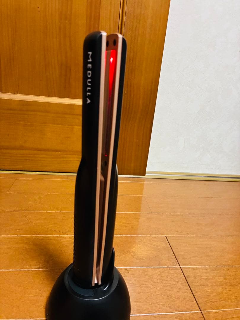 ポンコツさま専用　MEDULLA メデュラ トリートメントアイロン