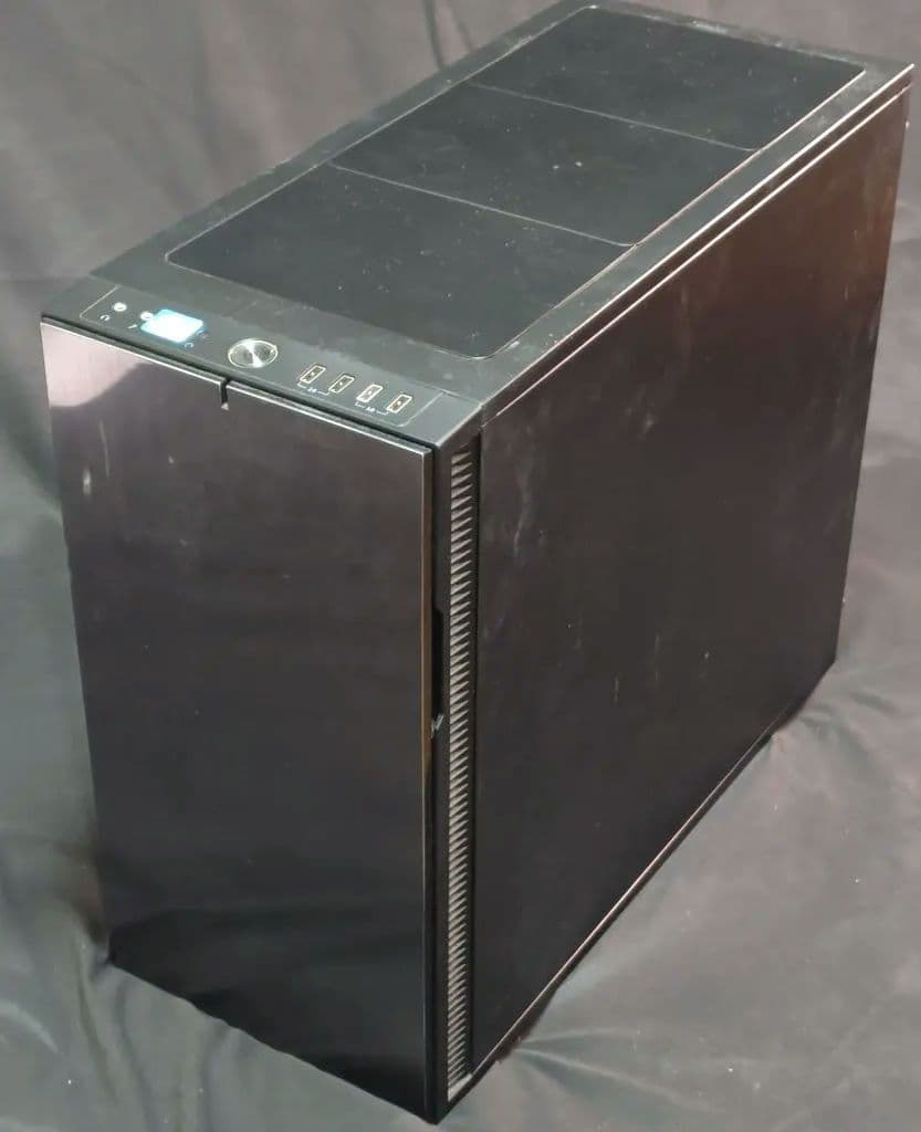 Fractal Design Define R5 PCケース ATX