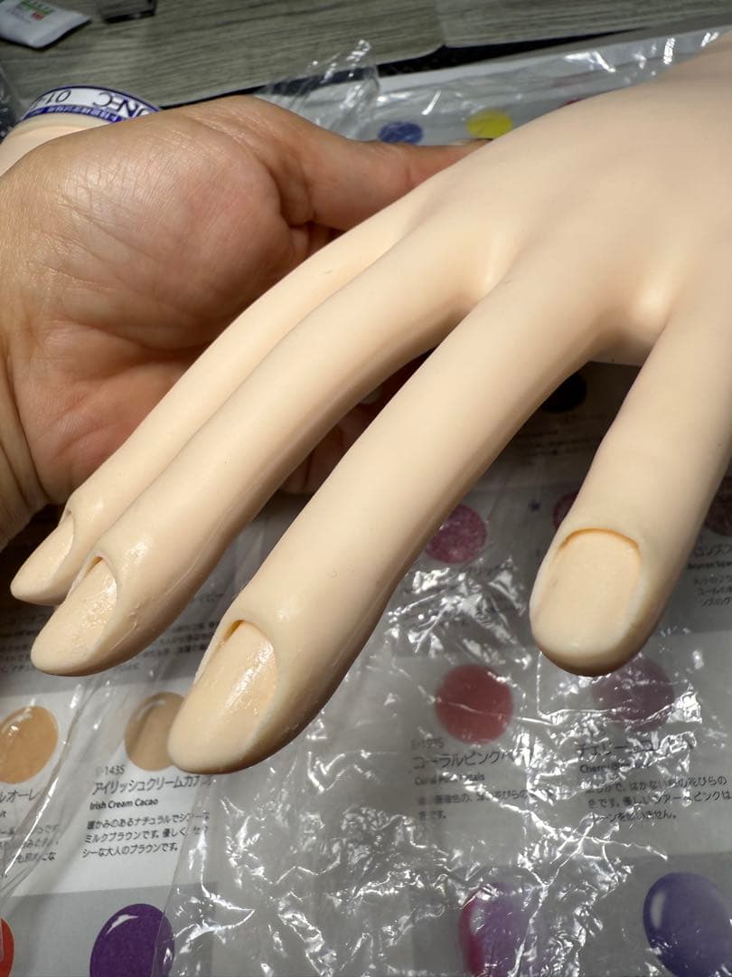 お値下げしました。JNEC認定ネイル・モデルハンド