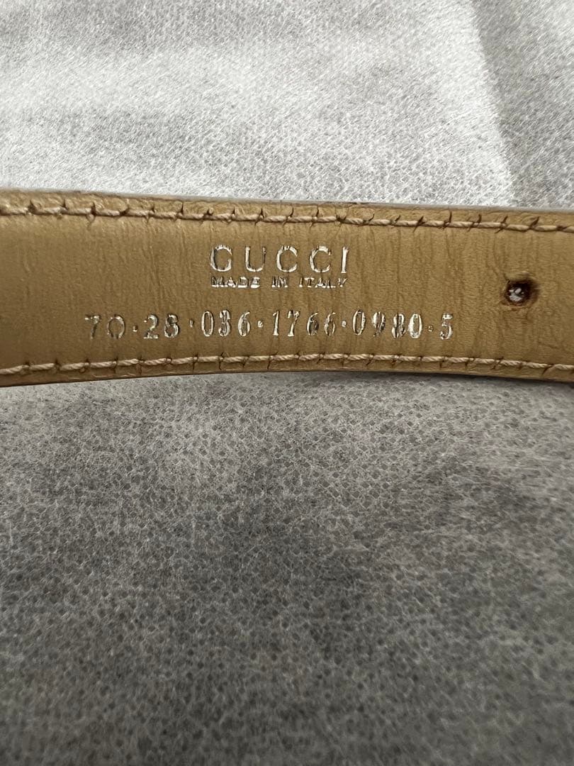 GUCCI ベージュレザーベルト GGロゴ 70/28