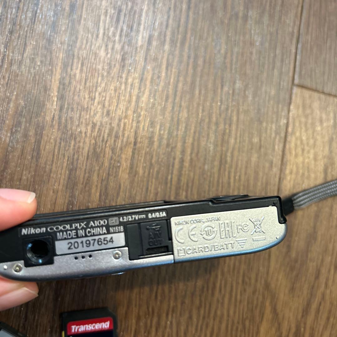 【ジャンク】Nikon COOLPIX A100コンパクトデジタルカメラ