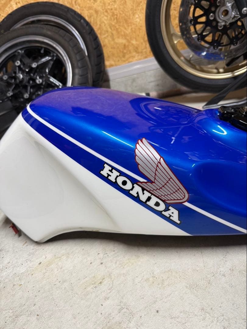 cbr400f外装セット 2型純正カラー