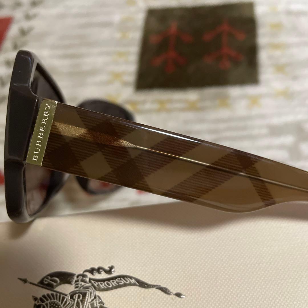 バーバリーBURBERRYサングラス
