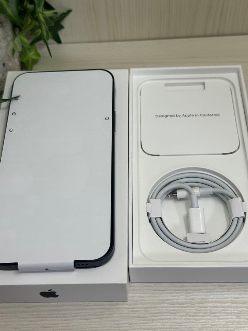 ✅【美品】【100％】⭐️iPhone 12 ブラック 128GB❣️SIMフリー