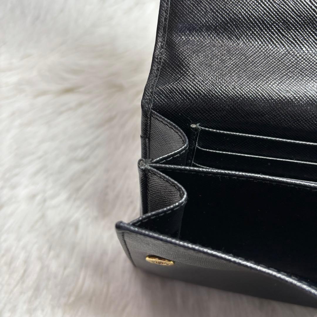 ✨美品✨ プラダ ロングウォレット 金ロゴ ポーチ クラッチバック レザー 黒