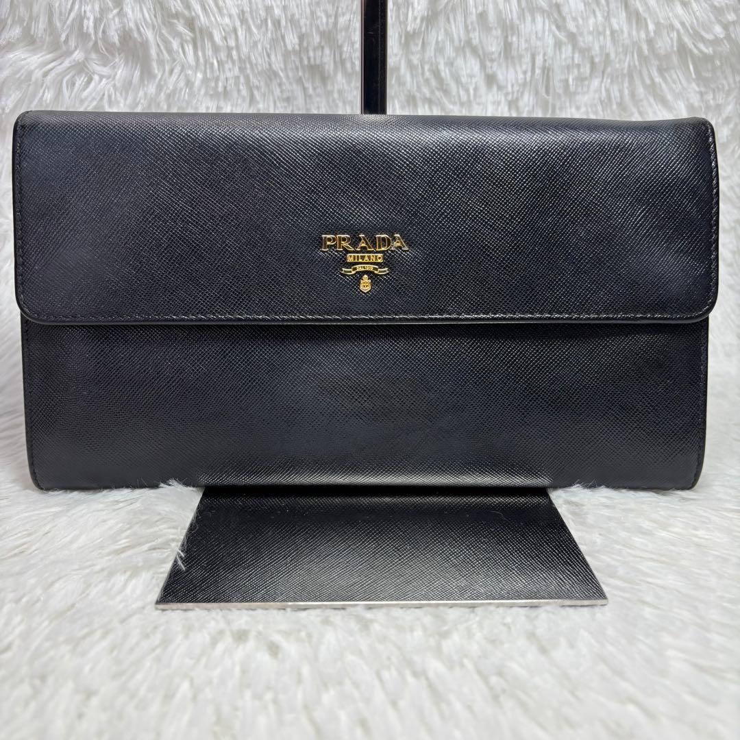 ✨美品✨ プラダ ロングウォレット 金ロゴ ポーチ クラッチバック レザー 黒
