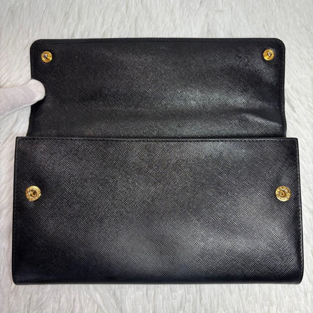 ✨美品✨ プラダ ロングウォレット 金ロゴ ポーチ クラッチバック レザー 黒