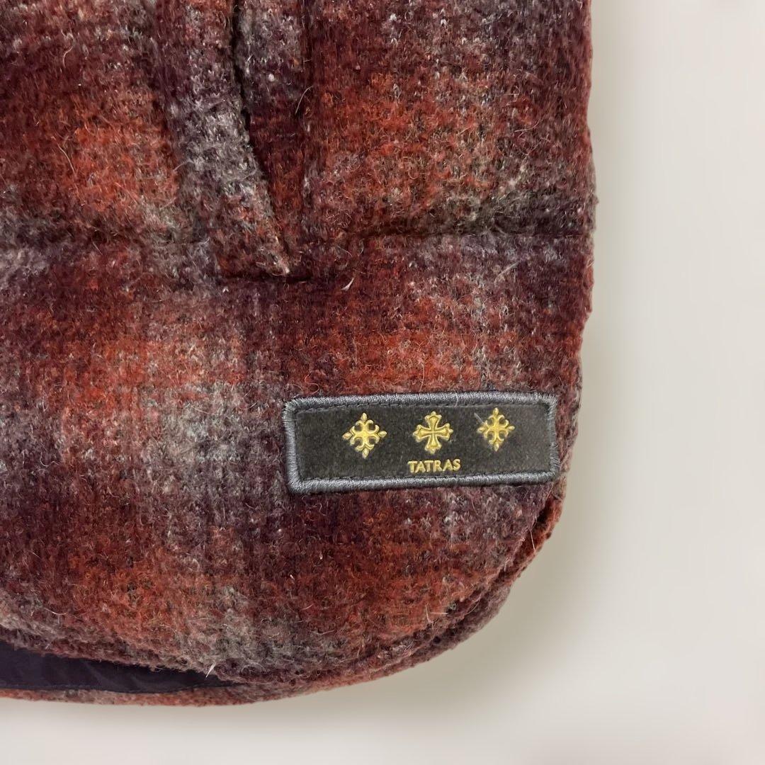 TATRAS フード付ダウンベスト　メンズ　サイズ04