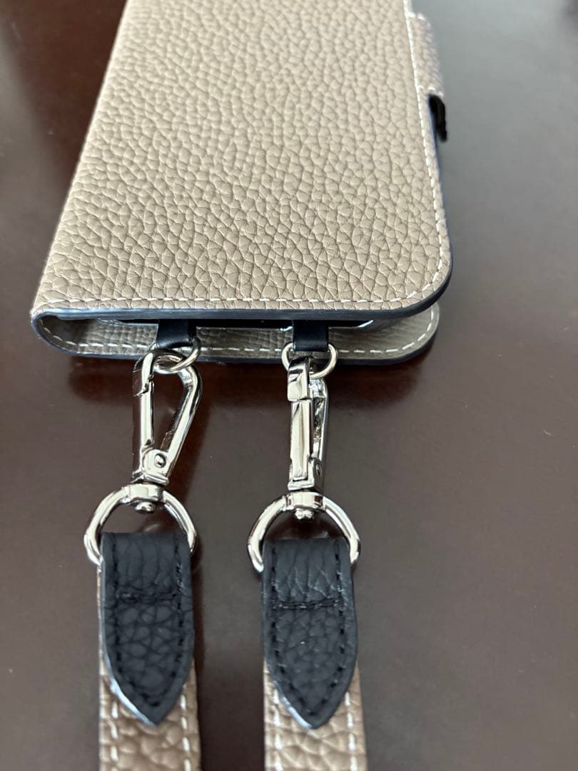 ボナベンチュラ iPhone14ケース 肩ひもセット