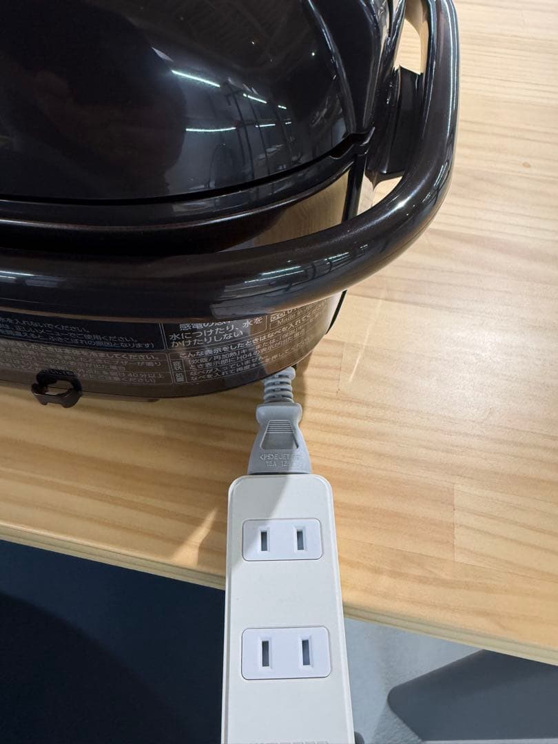 【哀蘭】象印 IH炊飯器 NW-VB10-TA 5.5合炊き ブラウン