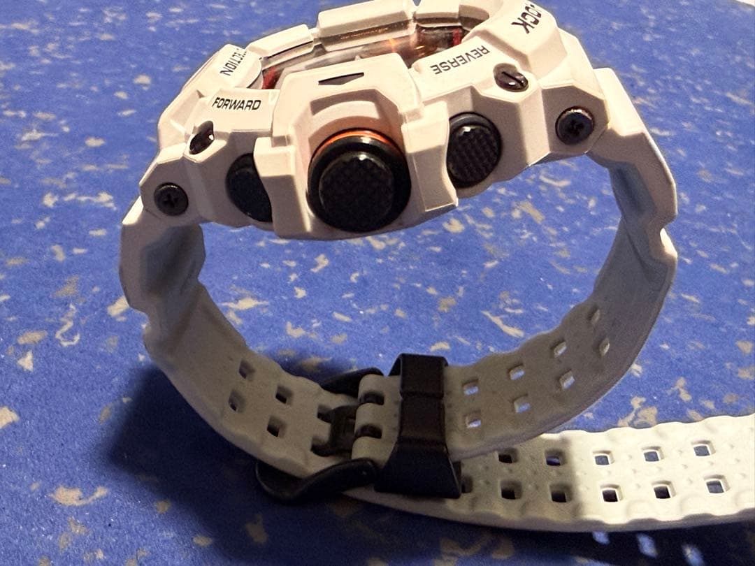 G-SHOCK GW-9400BTJ バートン 電波ソーラー ホワイト