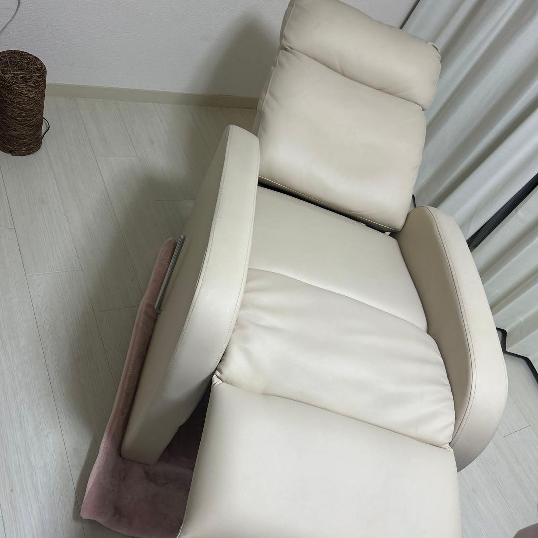 エステ　リクライニング　手動 引き取りも可能です。