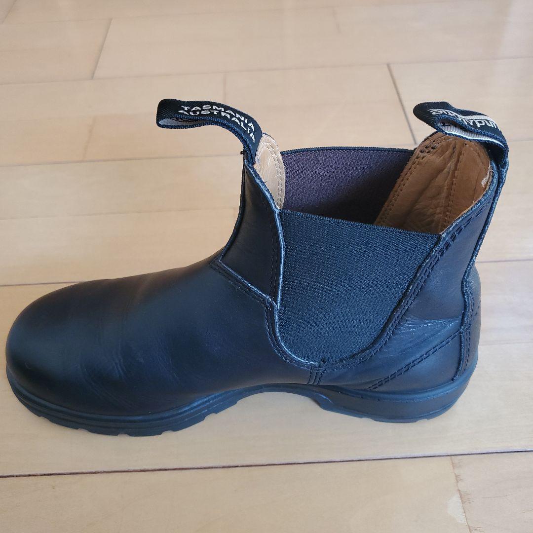 Blundstone ブラック サイドゴアブーツ
