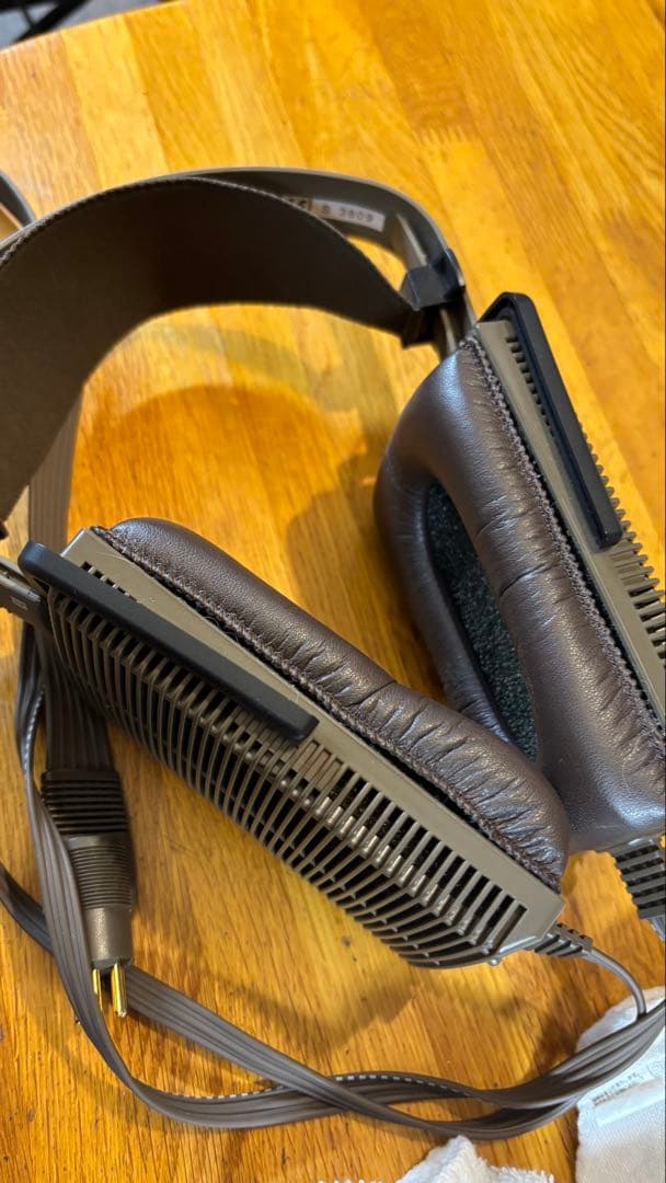 A*i様 STAX SRS-4040 SIGNATURE(ヘッドホンとのセットで