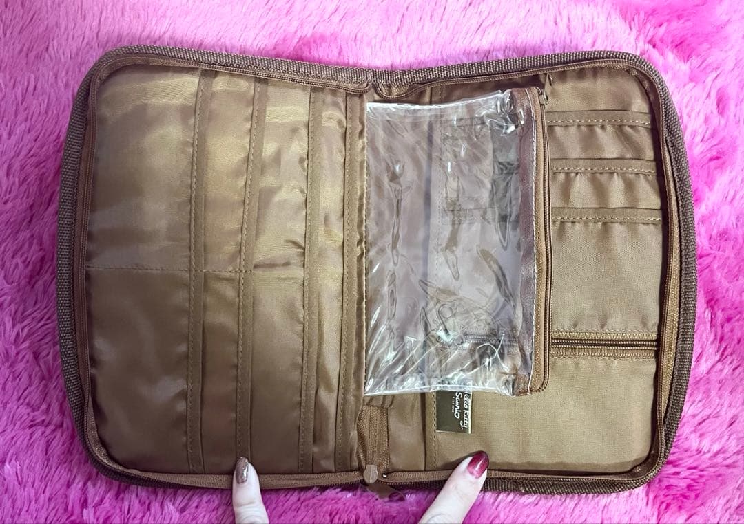 ハローキティ ギャルキティ 母子手帳ケース 多機能ポーチ ヒョウ柄 平成ギャル