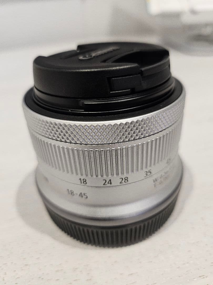 美品　RF-S18-45mm F4.5-6.3 IS STM