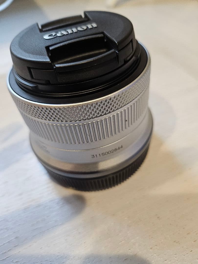 美品　RF-S18-45mm F4.5-6.3 IS STM