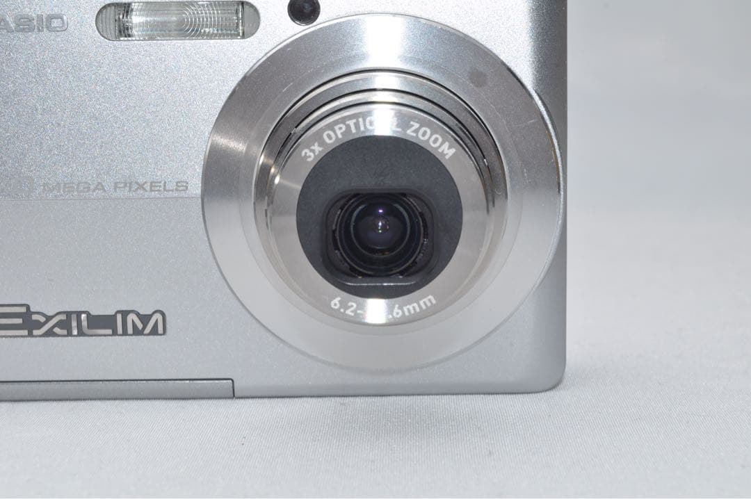 ☆美品☆ CASIO カシオ EX-Z500 コンパクト デジタル カメラ