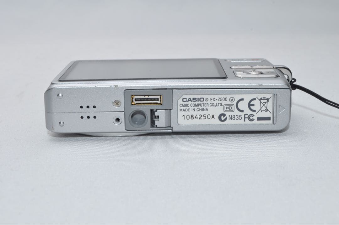 ☆美品☆ CASIO カシオ EX-Z500 コンパクト デジタル カメラ