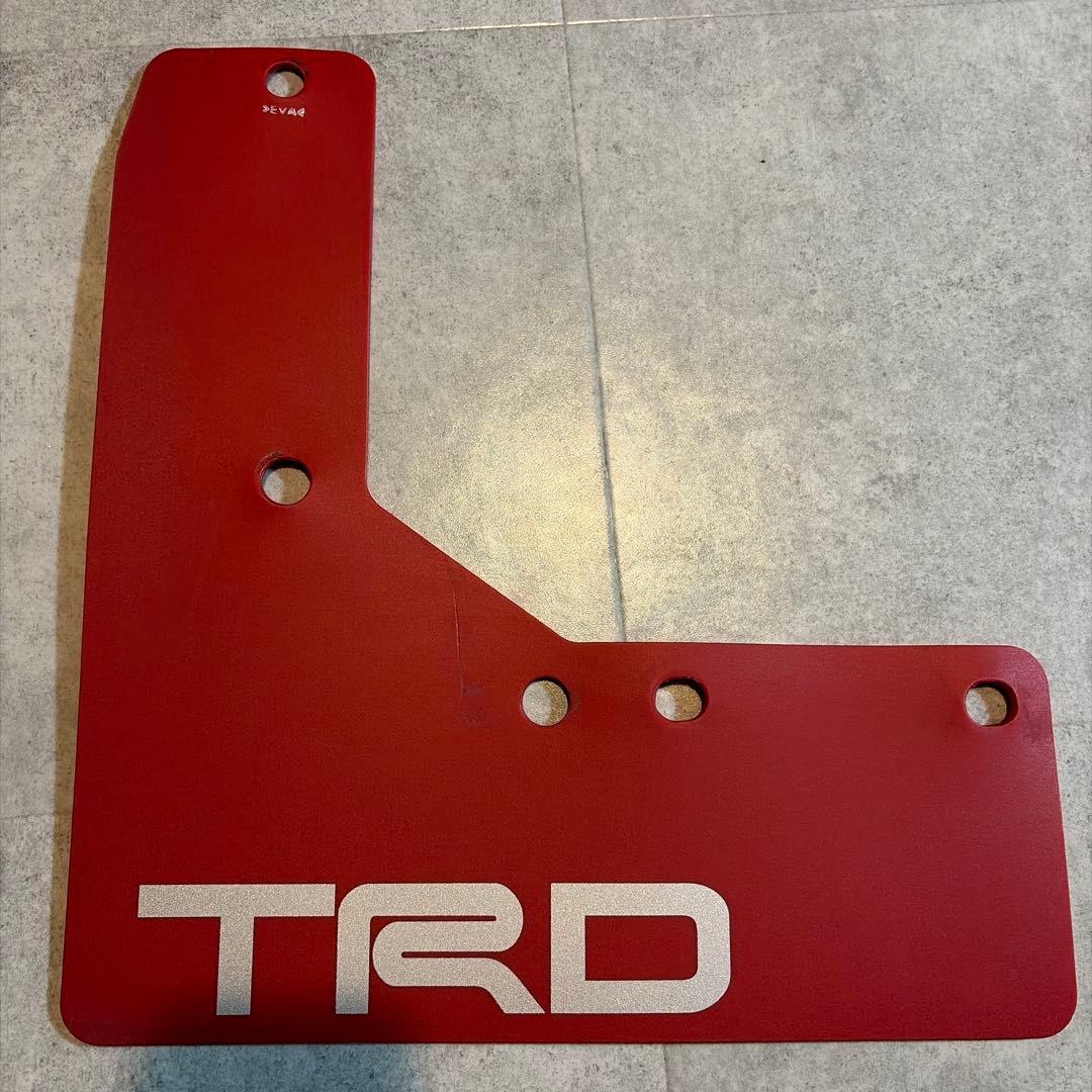 ハイエースＴＲＤ マッドフラップ 前後泥除け4枚セット