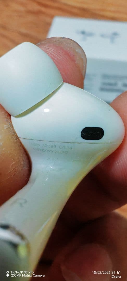 Apple AirPods 本体 充電ケース付きよくやった。